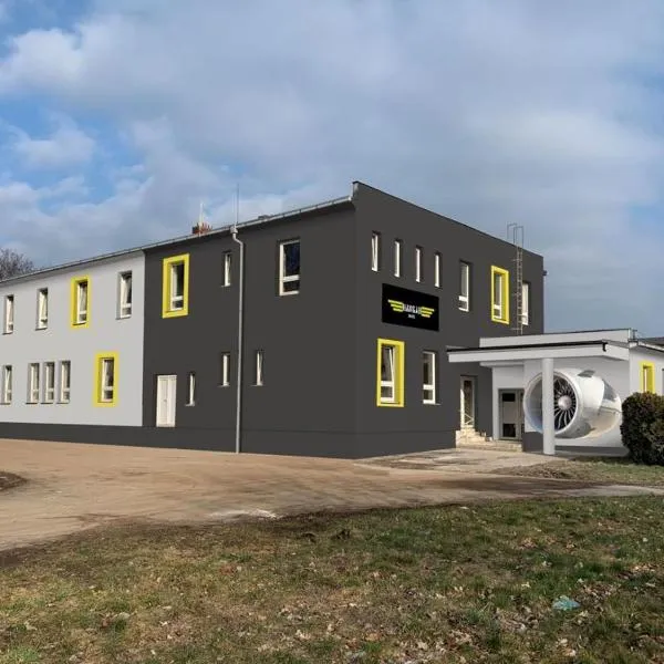 Hotel Hangar, khách sạn ở Mošnov
