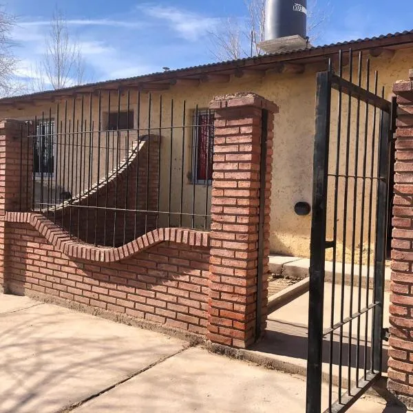 Cuarta División Apartments، فندق في مالارغي