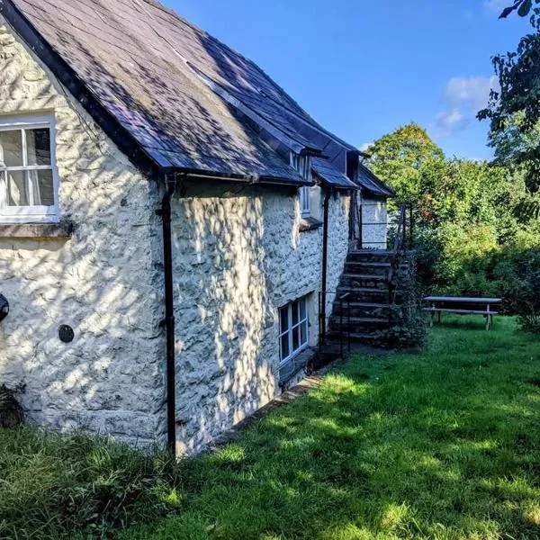 The Old Granary Farm Cottage, hotel din Abergavenny