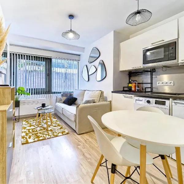 Magnifique T2 neuf - résidence neuf- Hyper central, Hotel in Nizza