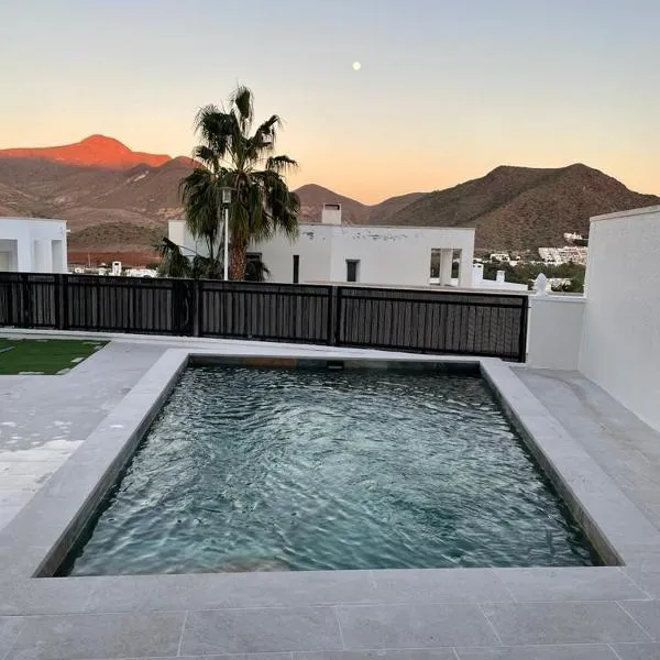 Ferluán II, ξενοδοχείο σε San José