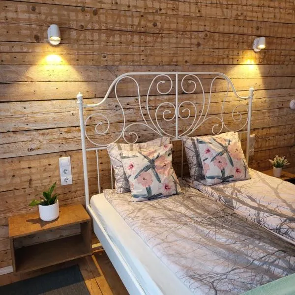 Old Town Family Apartment, hótel í Valga