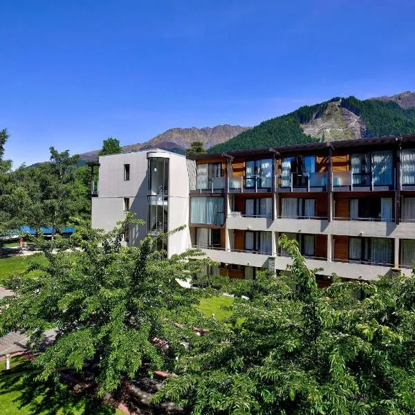 Novotel Queenstown Lakeside, hotel in Queenstown