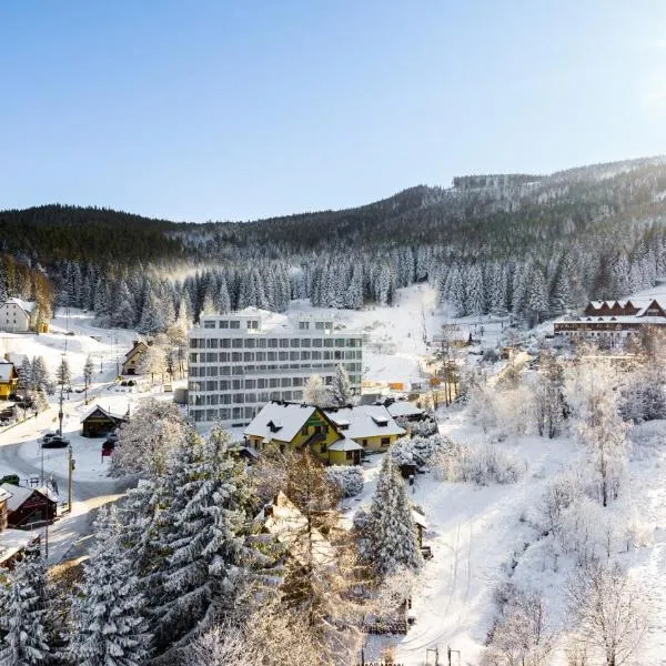 Aparthotel Biała Perła - Czarna Góra Resort, Sun & Snow, hotel in Sienna