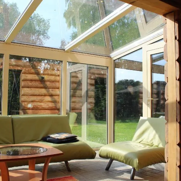 Brīvdienu māja Ezerlīči、Kornetiのホテル