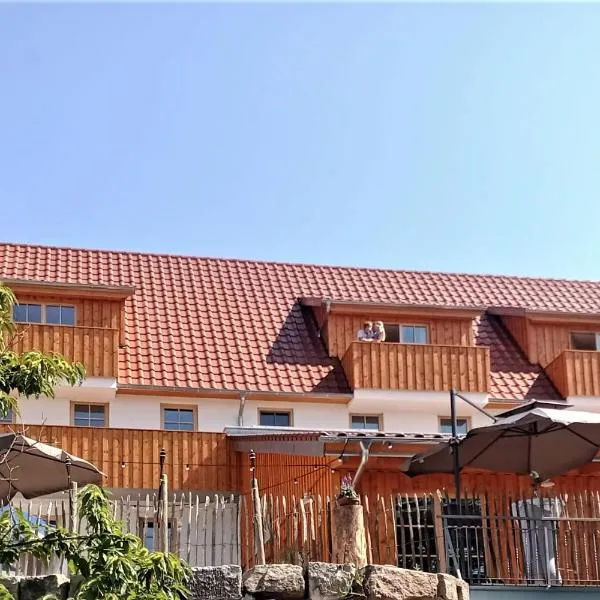 Lana Salta Alpakas - Gemütliche Gästezimmer auf dem Bauernhof, hotel en Murrhardt