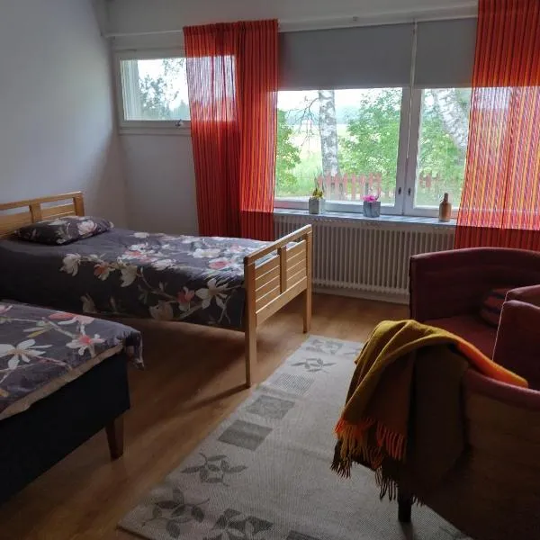 Hämeenlinna में, होटल Saarnimaja