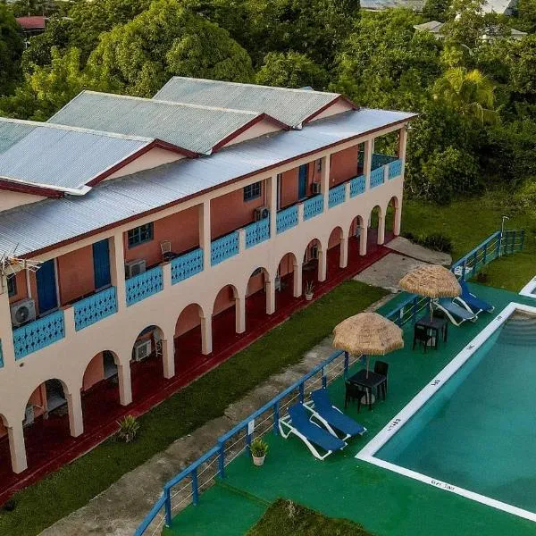 Waterloo Guest House, hotel di Black River