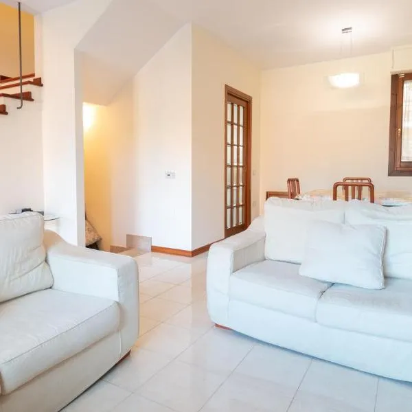 Villino Octagon, hotel v mestu Elmas