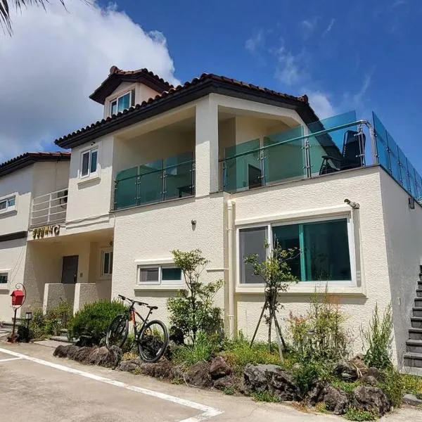 Aewol Gwangryeong House, hotel in Jeju