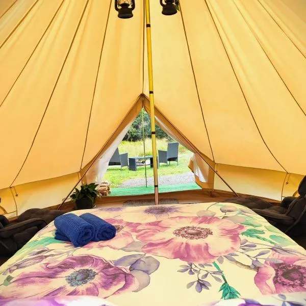 Glamping at Zeehan Bush Camp, hotel in Zeehan