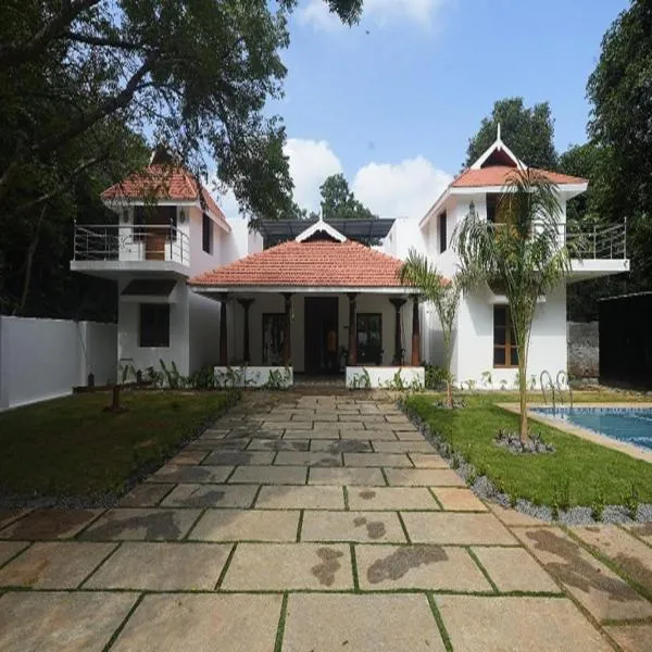 Courtyard Castle Heritage Resort, hotel en Pondicherry