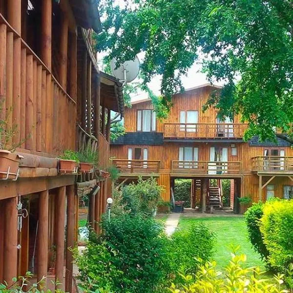 Cabañas Spa Bungalows Huarranchi, ξενοδοχείο σε Pucon