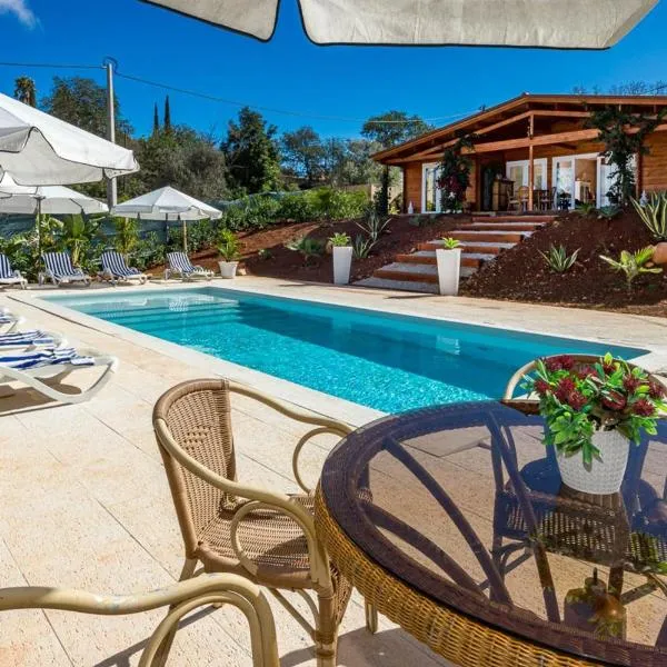Design Chalet in Albufeira With Private Pool, hotel en Albufeira