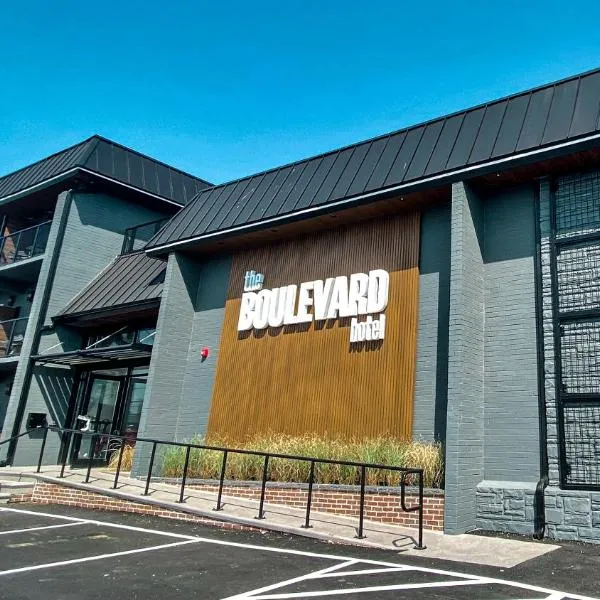 The Boulevard Hotel, hotel in Beach Haven Gardens