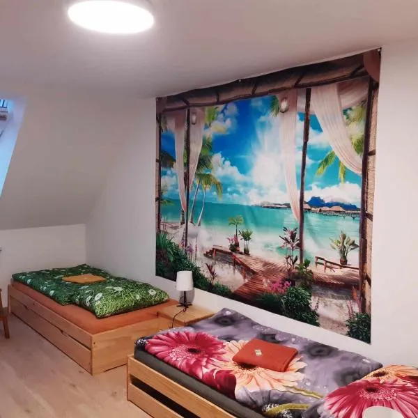 Odal Hawaii sro ubytování vzdělávání, hôtel à Pěnčín
