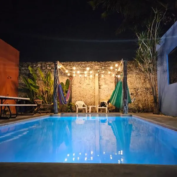 Hostal La Ermita, hotel in Mérida