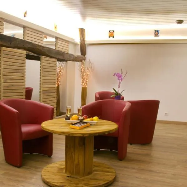 Ô Délices de la Monnerie, hotel em Bourgnac