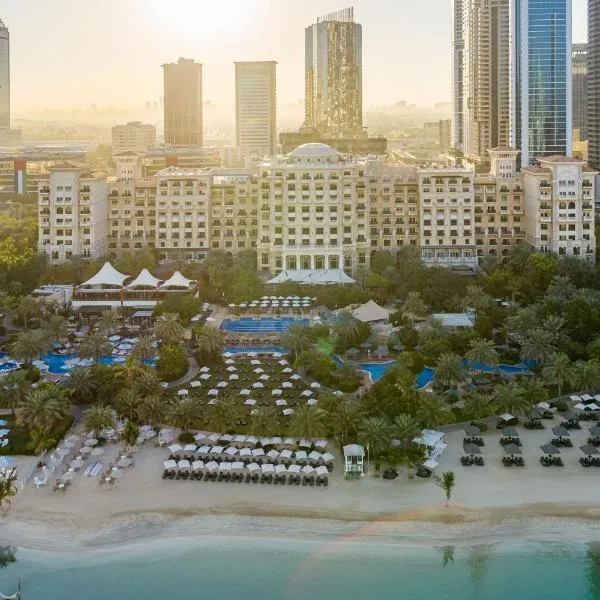 The Westin Dubai Mina Seyahi Beach Resort and Waterpark, hotell Dubais