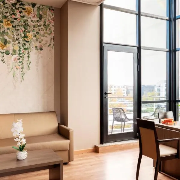 Residhome Val d'Europe, hotel v destinaci Montévrain