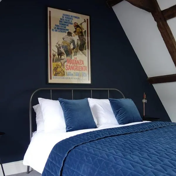 Grade II Listed Flint Cottage Sleeps 4, hotel in Norwich