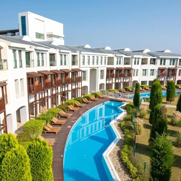 Lykia World Links Golf Antalya, hotel in Denizyaka