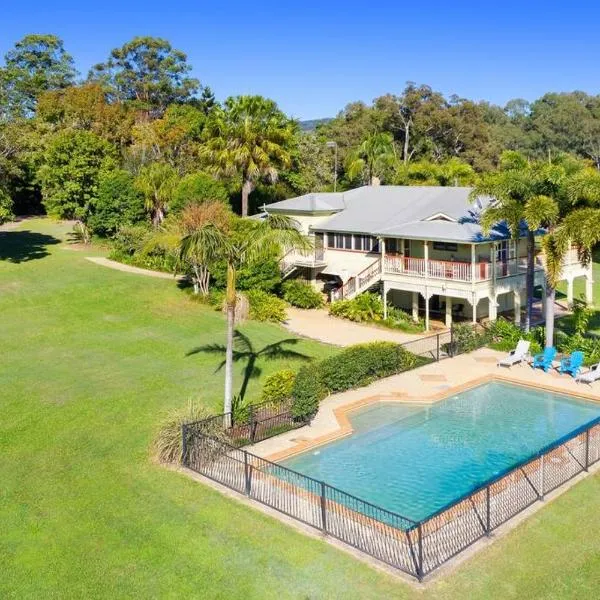 Blair Downs Farm Country Retreat, хотел в Cootharaba