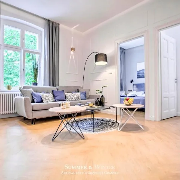 Family Luxury Wonder Heaven Apartment, 50m to M Cassino, first with 3 badrooms&studio, second with 2 badrooms&studio, parking w cenie, hotel in Sopot