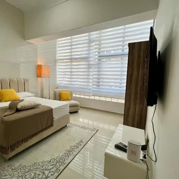 Blue Sea Studio 1 minute away from Luanda Bay, hotell sihtkohas Luanda