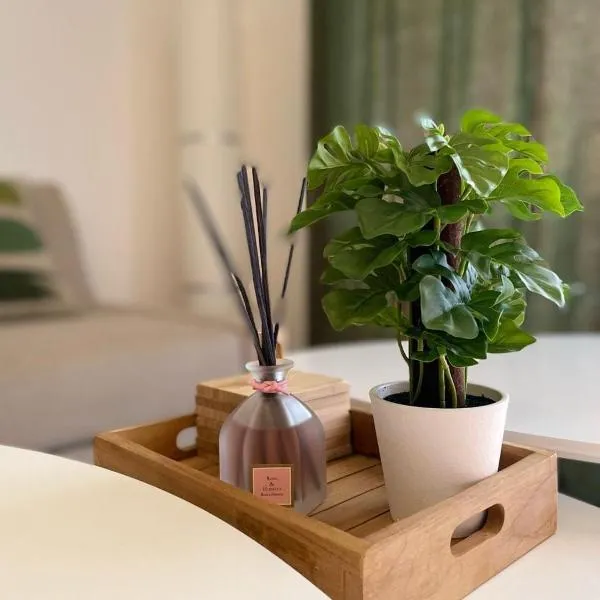 Happy studio Orient bay Palm court Residence，东方湾的飯店