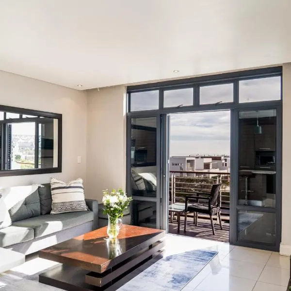 Eden on the Bay Luxury Apartments 183, 262, Blouberg, Cape Town, hotel in Bloubergstrand
