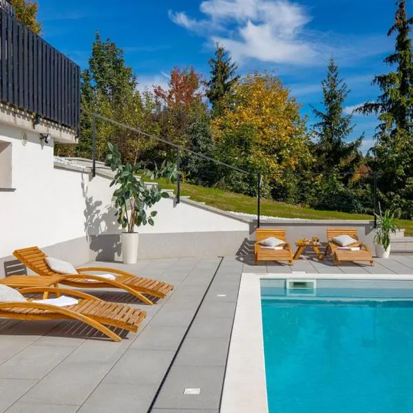 Holiday Home & Spa Kozji Vrh, ξενοδοχείο σε Čabar