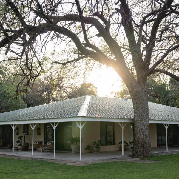 Kolokolo Safari Home - Mashatu Game Reserve, Lentswelemoriti