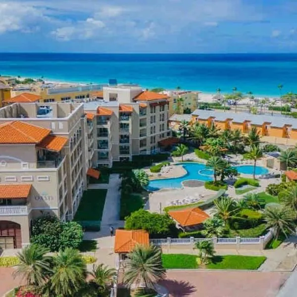 Beautiful Vibes Sun Kiss Serenity your Stylish Apt Just Steps from Eagle Beach, hotel in Palm-Eagle Beach