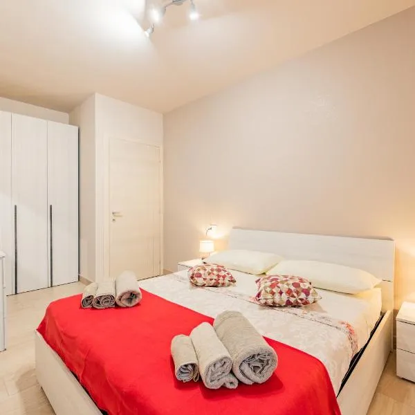 Teeny House, hotel en Fossano