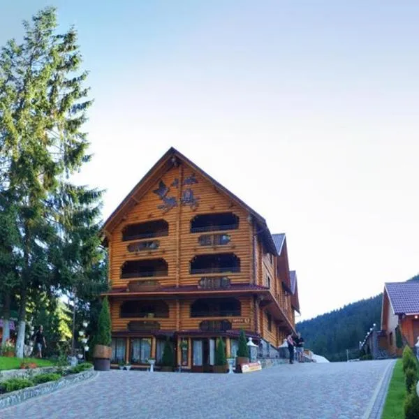 Арніка, hôtel à Synevyrsʼka Polyana