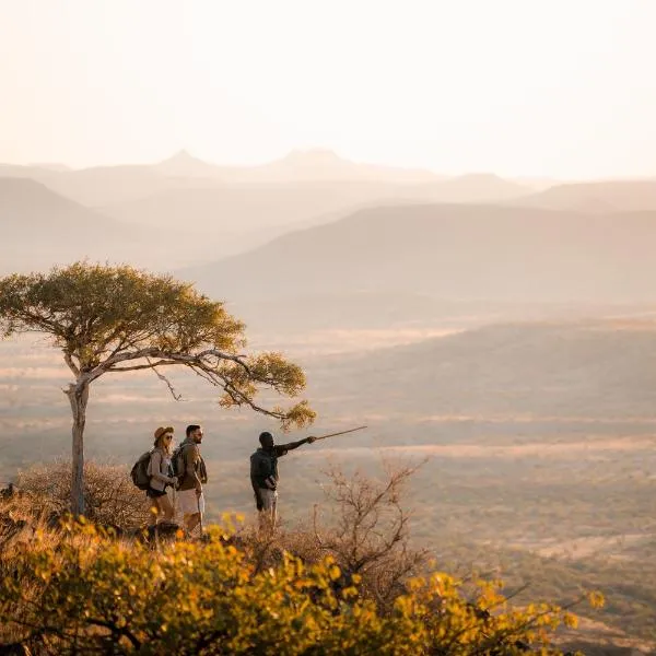 Etendeka Mountain Camp, hotel v destinaci Damaraland