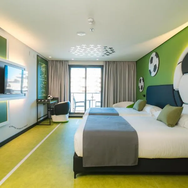 Hotel Magic Sports 4, hotel in Oropesa del Mar
