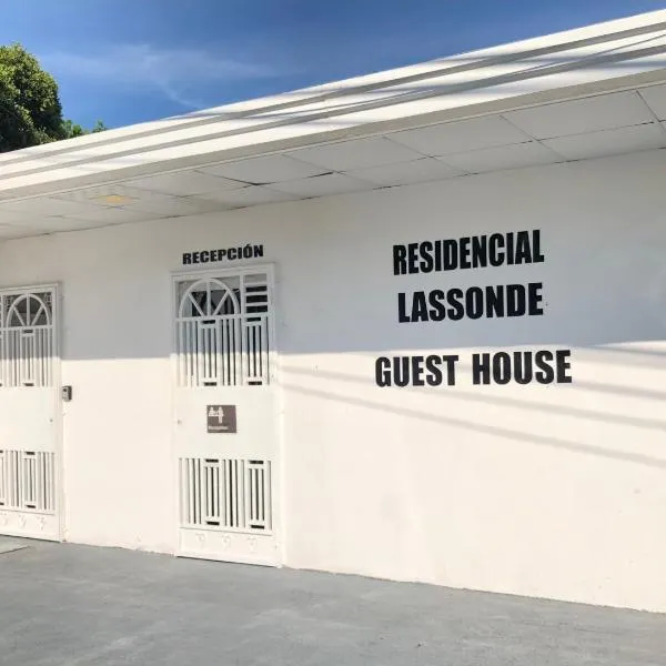 Residencial Lassonde Guest House, hotel en David