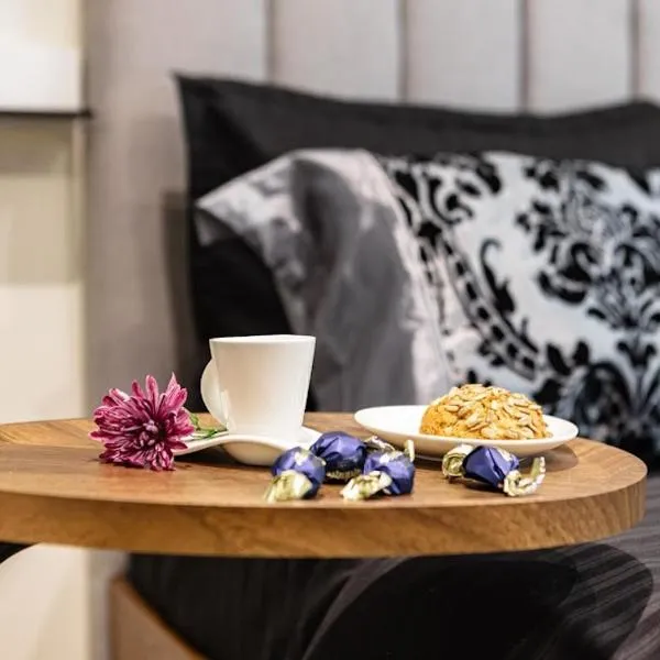 LUXIMO ROOM, hotel in Veliko Tŭrnovo