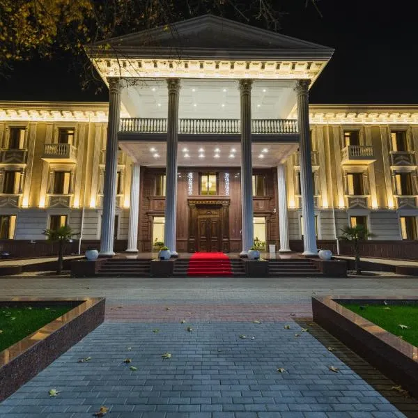 Zarafshon Parkside, хотел в Самарканд