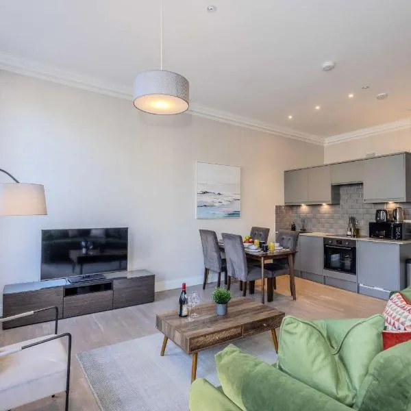 Dragon Suites - Edinburgh City Centre 2 Bed Apartment, отель в Эдинбурге