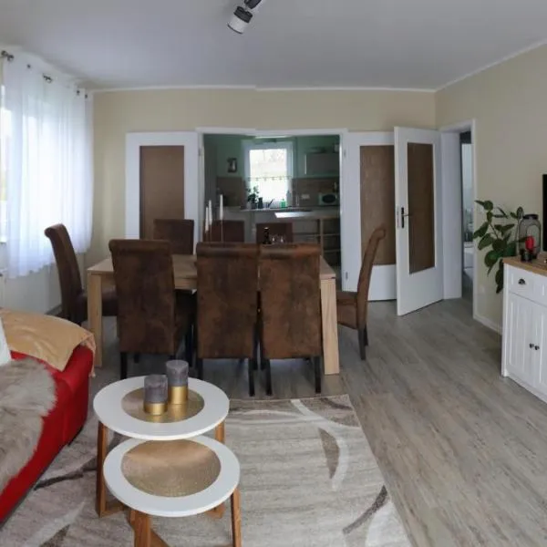 Apartment Am Mittelpunkt Deutschlands, hotel v destinaci Niederdorla