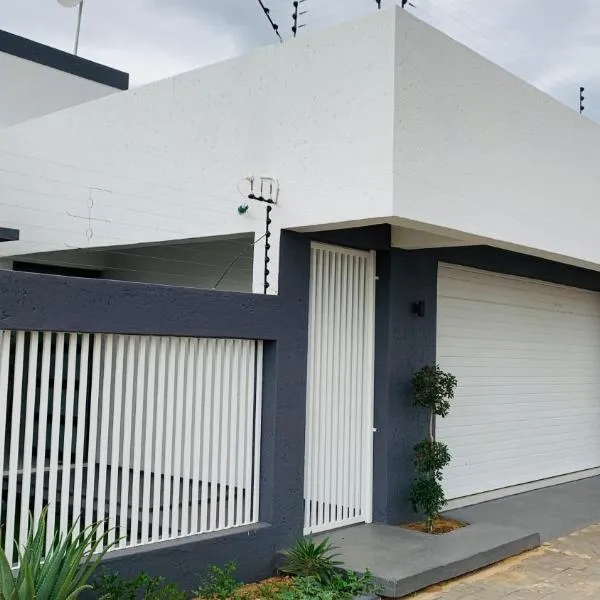 Essence Lifestyle Self-Catering Accommodation - Academia, hotel in Windhoek