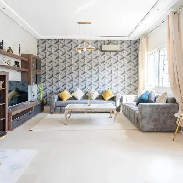 Spacieux appartement 80 m² - Centre de Casablanca, hotel v destinaci Casablanca