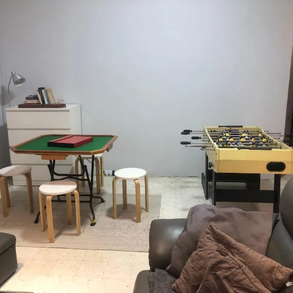 311 Nana’s Homes BBQ, Games, Netflix 11pax, hotel in Ampang