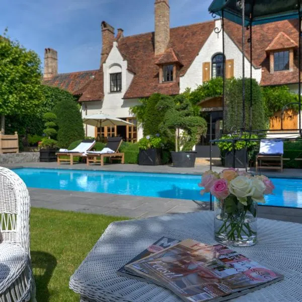 Exclusive Suites The Secret Garden, hotel in Brugge