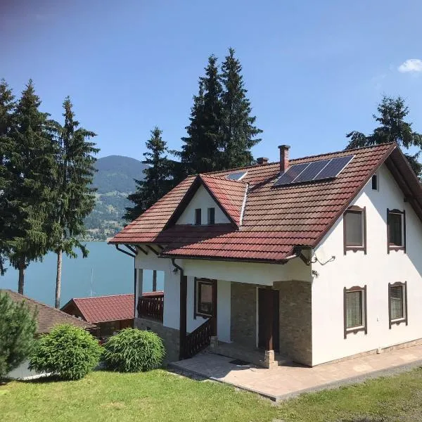 CASUTA LANGA LAC, hotel v destinaci Colibiţa