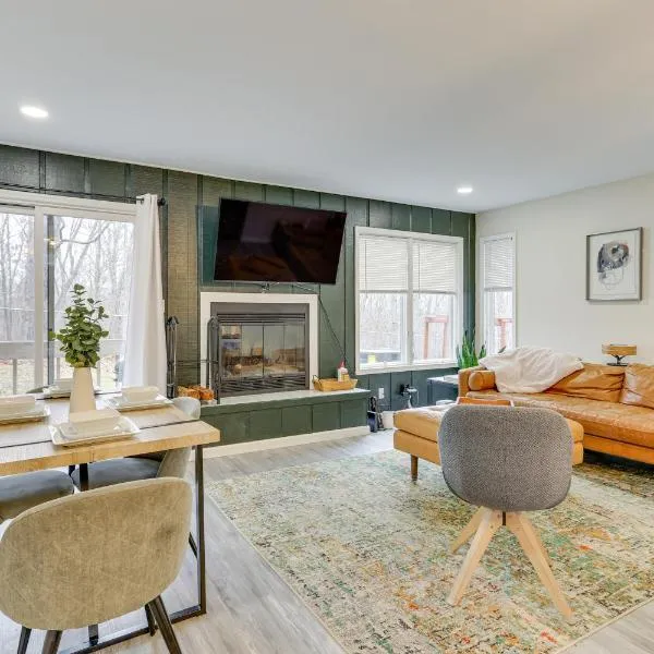 East Stroudsburg Townhouse Less Than 1 Mi to Ski Area!、イースト・ストラウズバーグのホテル