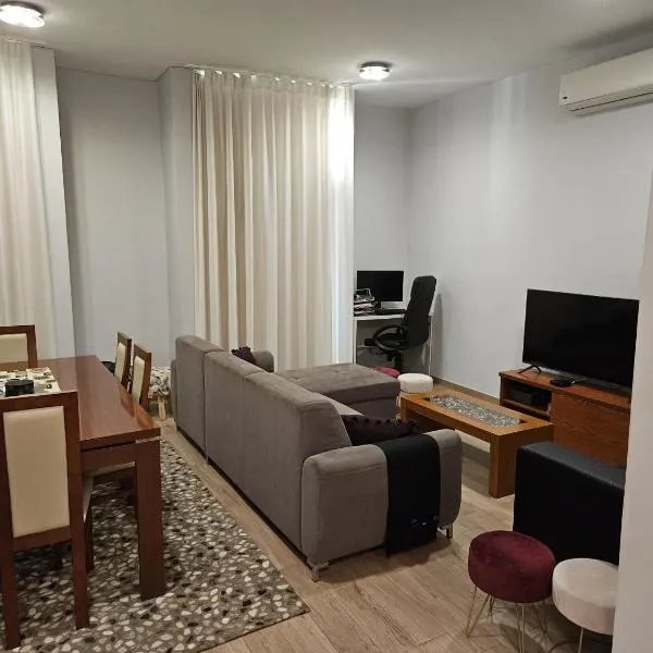 Apart Nel, hotel en Praia